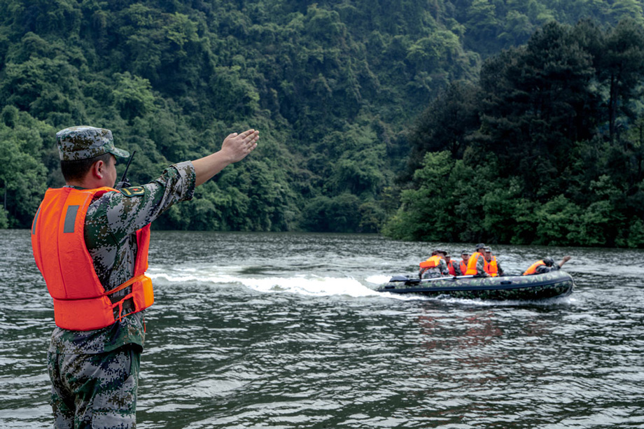 民兵训练.jpg